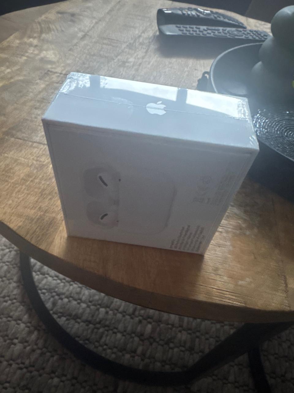 Apple airpods pro 2021 nieuw! in doos