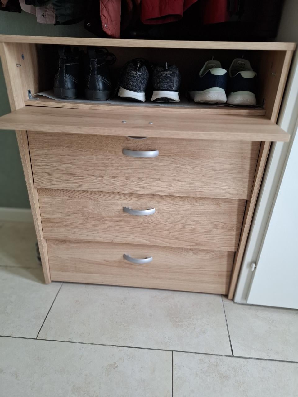 SCHOENENKAST