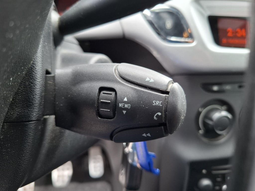 Citroen DS3 1.4 vti 95 chic airco/lmv/trekhaak