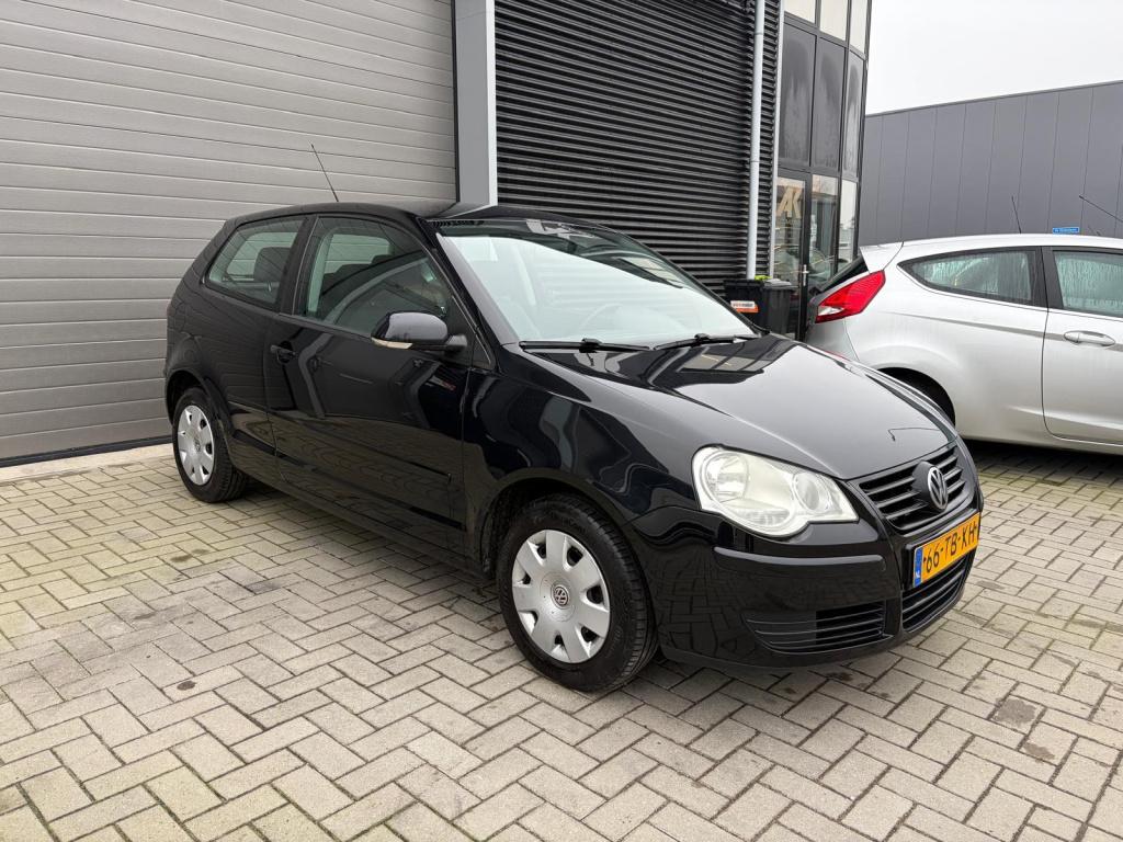Volkswagen Polo 1.4-16v optive/hele nette auto/airco/3e eigenaar/
