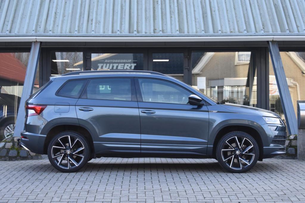 Skoda Karoq 1.5 tsi act sportline | trekhaak | virtual | camera | nap | app