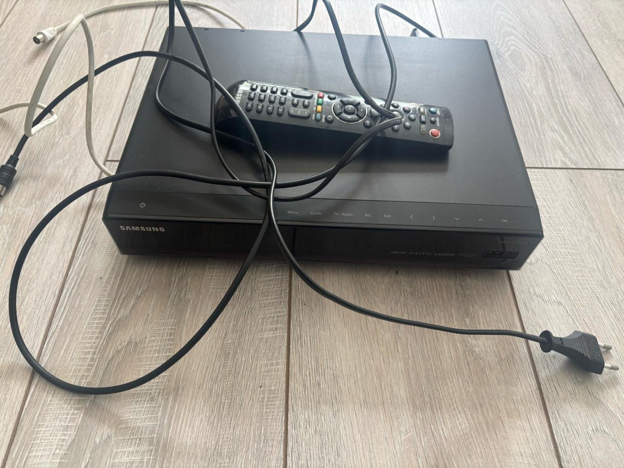 Gratis samsung SMT-7140 harde schijf recorder