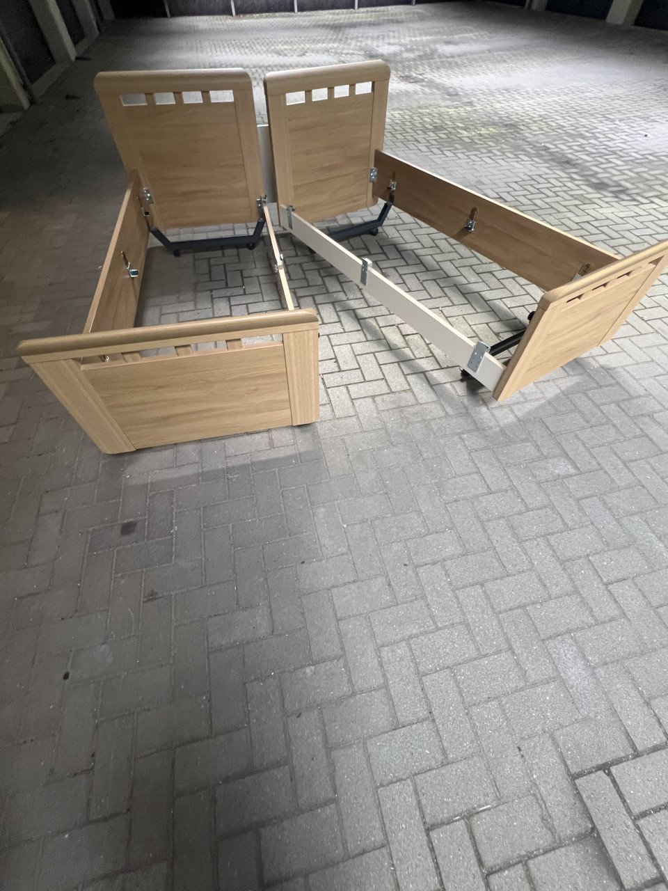 Bed 2 persoons 160x200 cm