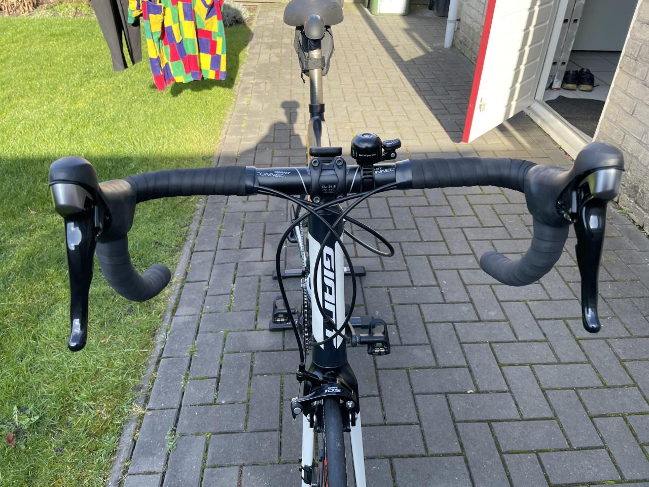 Te koop: Giant Defy (z.g.a.n.).