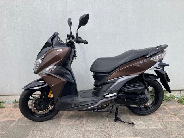 ZEER MOOIE SYM JET 14 SNOR SCOOTER EURO4 BOUWJAAR 2020