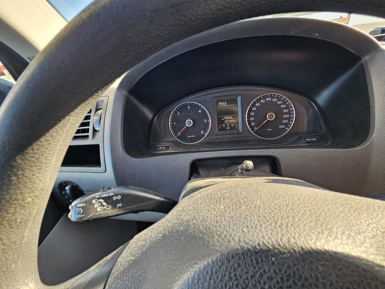 VW Transporter T5 l2h1 2013