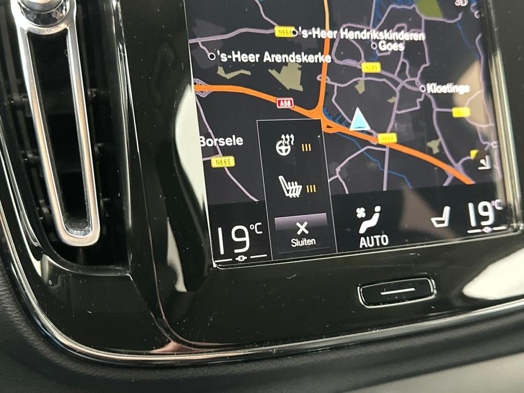 Volvo XC40 t4 211pk recharge plus dark| leder| adap.cruise| elek.stoelen| c