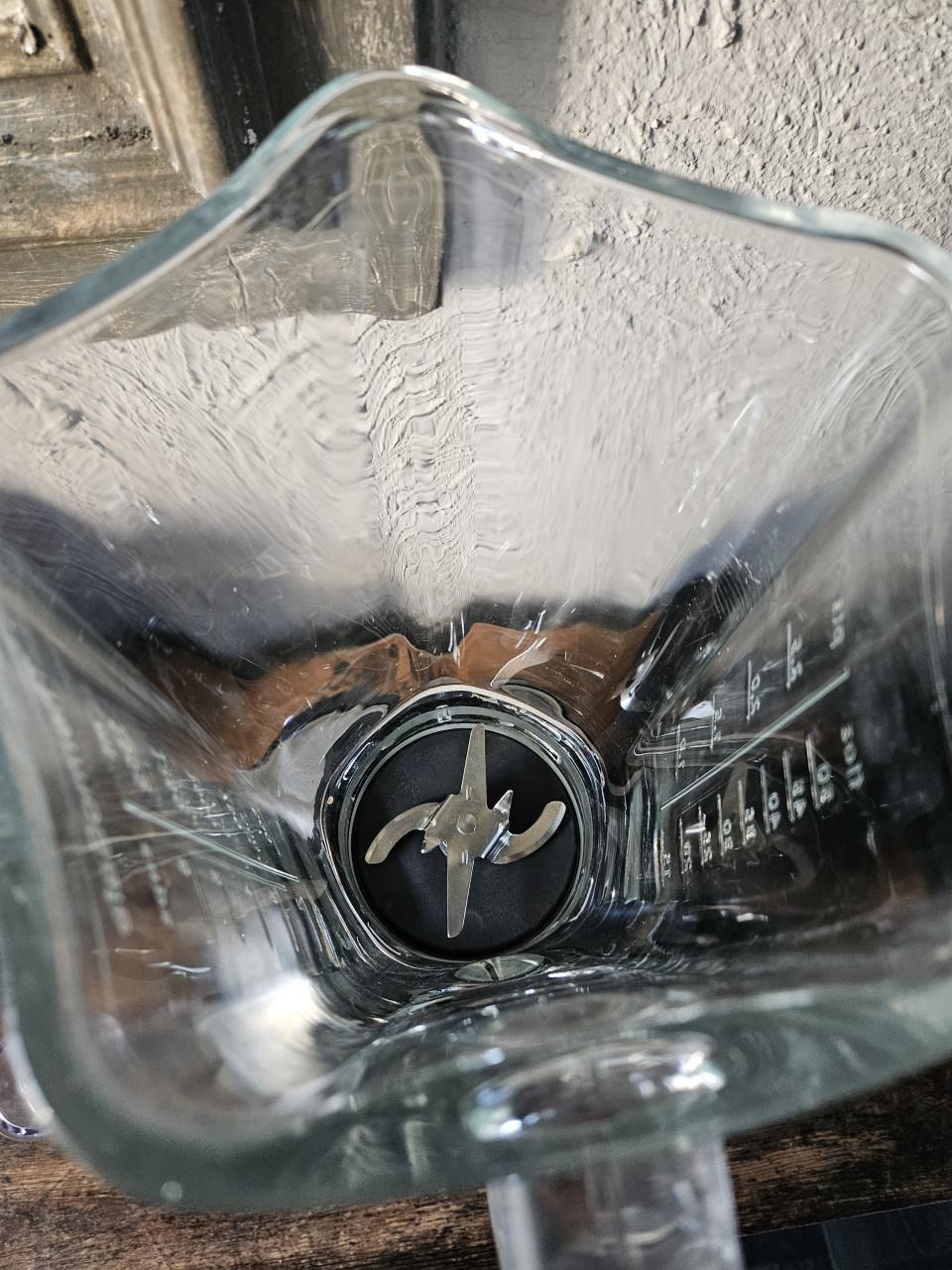 Zgan werkende Bosch SilentMixx Blender - glazen kan