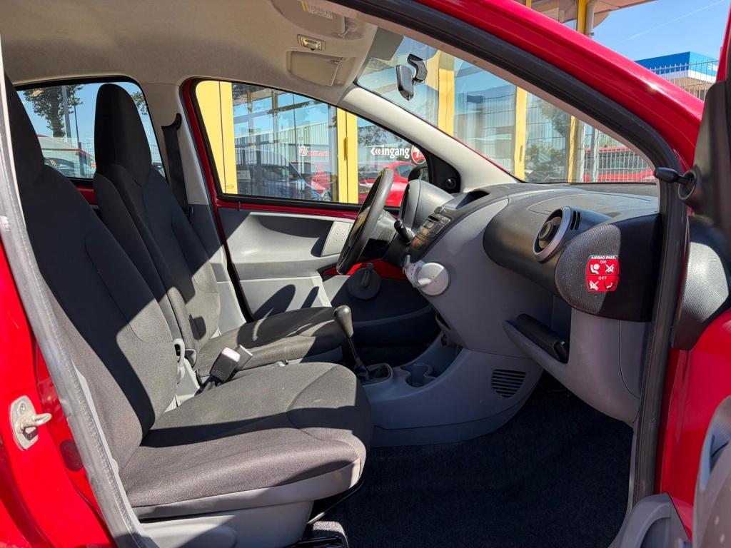 Toyota Aygo 1.0-12v access