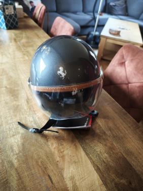 Ferrari helm maat M