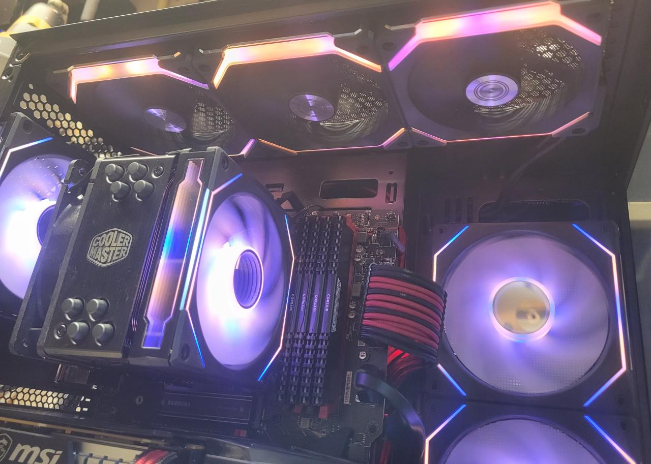 Refurbished GamePC i9-9900K/RTX 3060 Ti/32GB/1TB NVMe/WiFi/Lian Li RGB