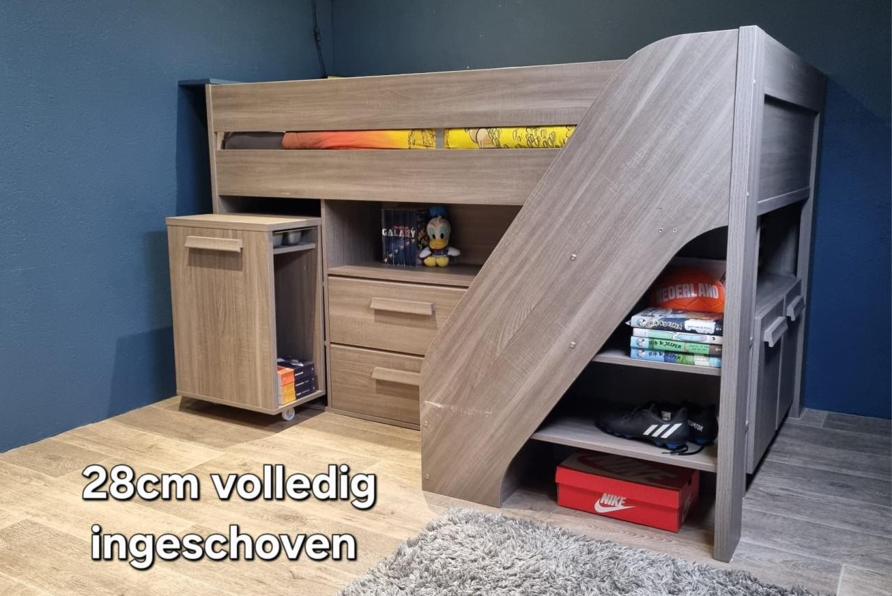 Super bed voor kindjes met veel opbergruimte