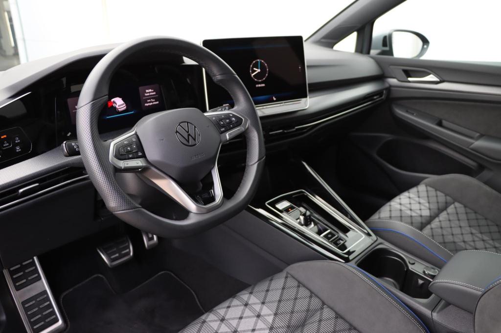 Volkswagen Golf 1.5 etsi r-line edition 150pk dsg7