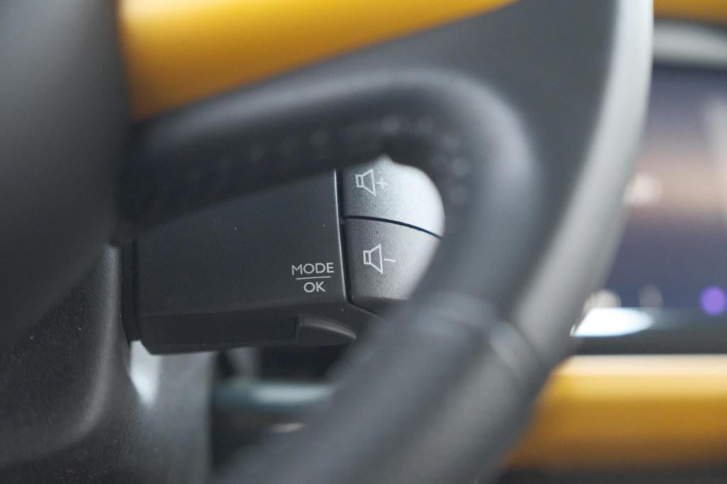 Renault Twingo 1.0 sce intens | premium | apple carplay | parkeersensoren |