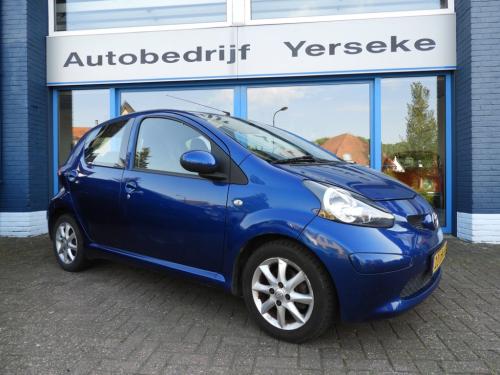 Toyota Aygo 1.0-12v +