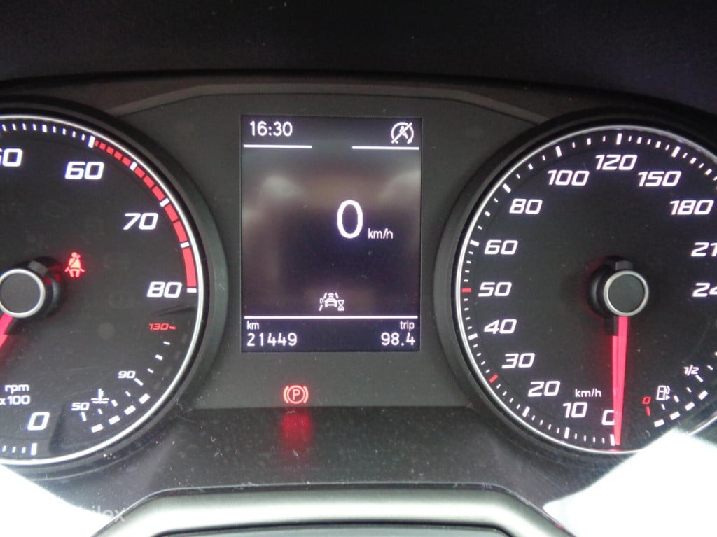 Seat Ibiza 1.0 mpi reference/airco/cruise controle/pdc/carplay/1st eig/slec