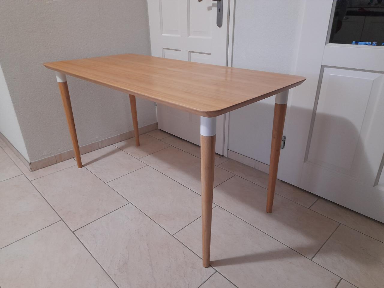 Anfallare / hilver Tafel/bureau 140 x 65 x 73H (bamboe)