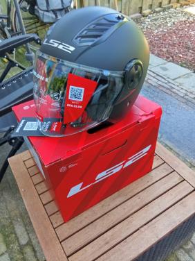 Scooter/Motorhelm met ventilatie opening