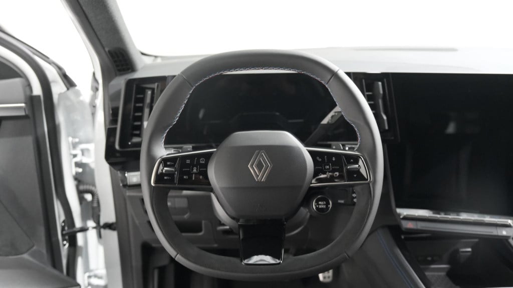 Renault Austral e-tech hybrid 200 techno esprit alpine | panoramadak | came