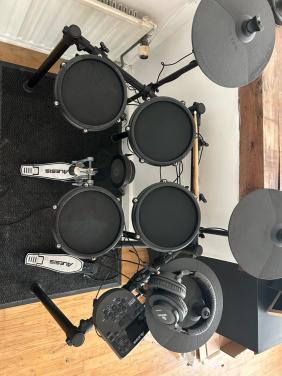 Alesis Nitro Mesh Kit