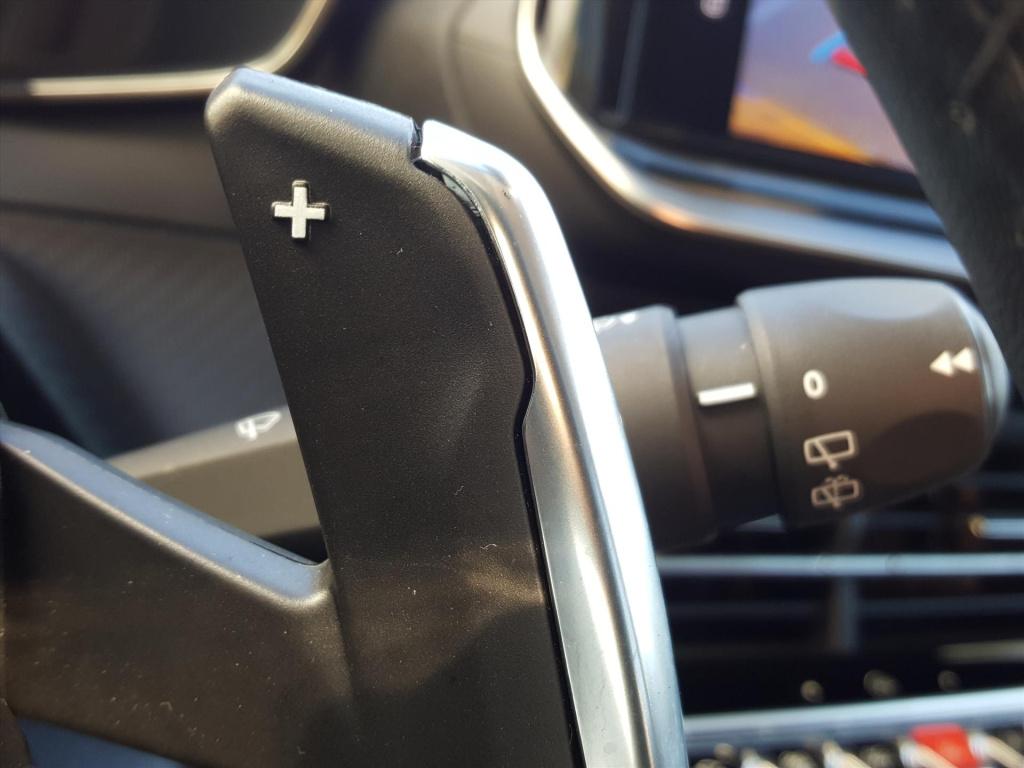 Peugeot 208 allure 1.2 mild-hybride 100pk automaat (e-dcs6) navigatie met a