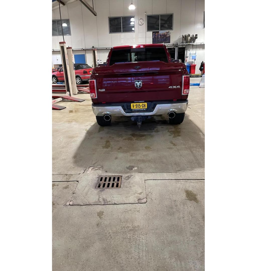 Dodge Ram 1500 5.7 v8 4x4 quad cab 6'4