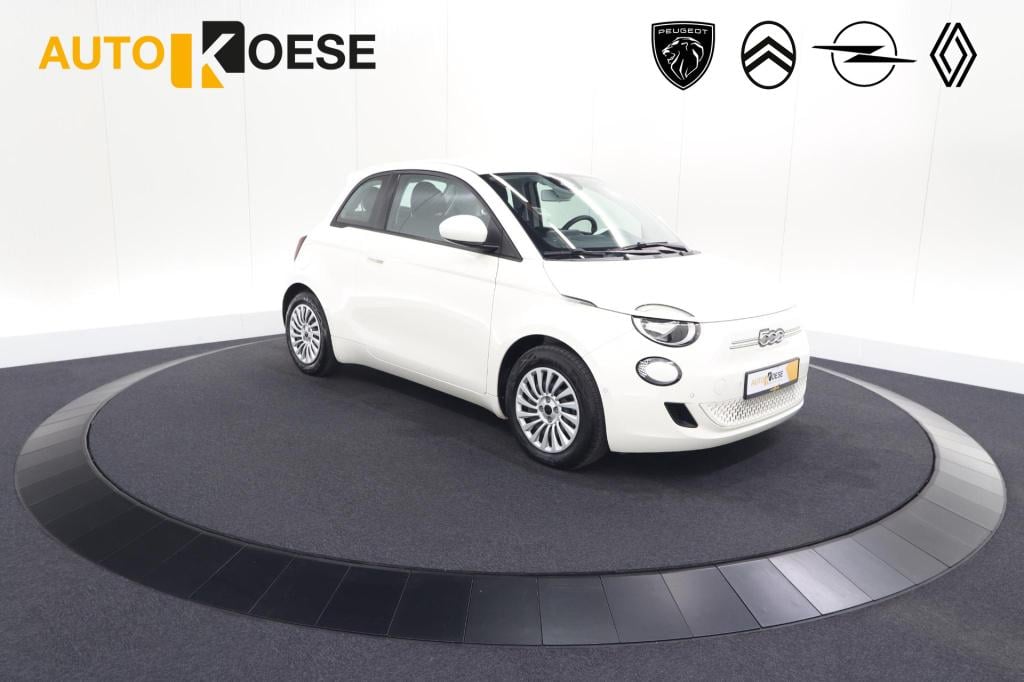 Fiat 500 urban 42 kwh | soh 96.8% | 3 fase laadfunctie | camera | apple car