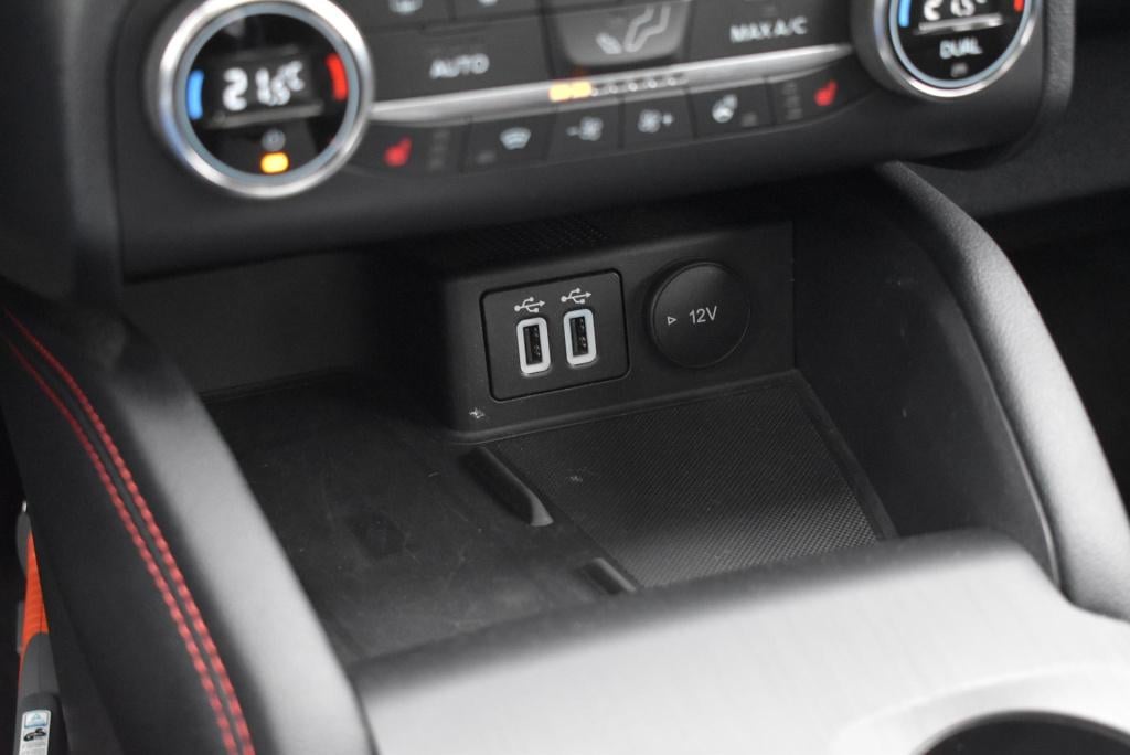 Ford Kuga 2.5 phev st-line x | climate control | adaptieve cruise control |