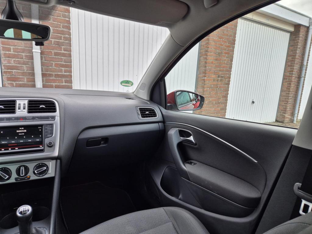 Volkswagen Polo 1.2 tsi comfortline / 5-deurs / airco / cruisecontrol / par