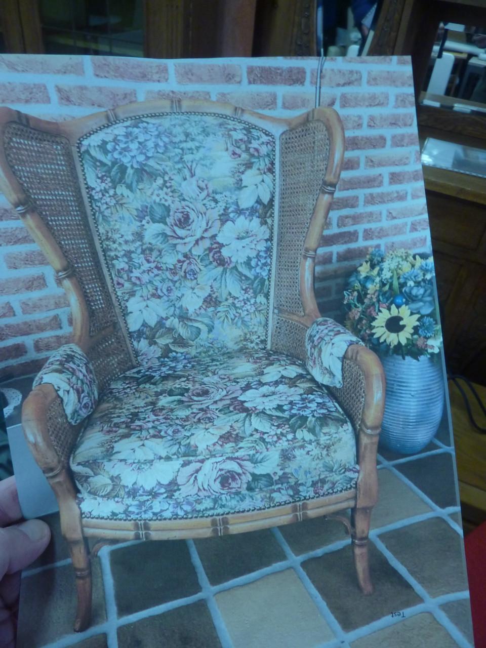 Bankje, fauteuil en salontafel