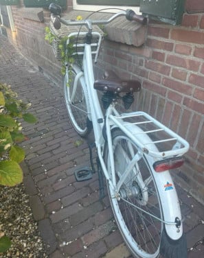 Witte Batavus meisjes Fiets