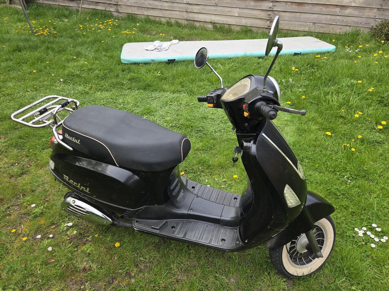 Te koop Berini snorscooter igs