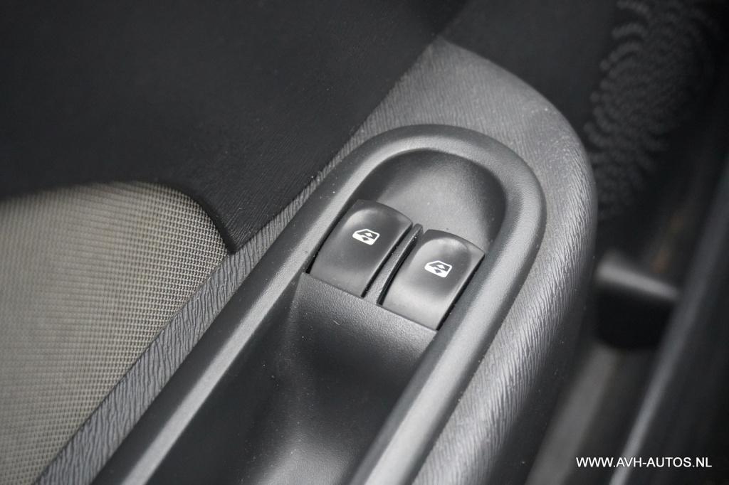 Renault Twingo 1.2-16v authentique