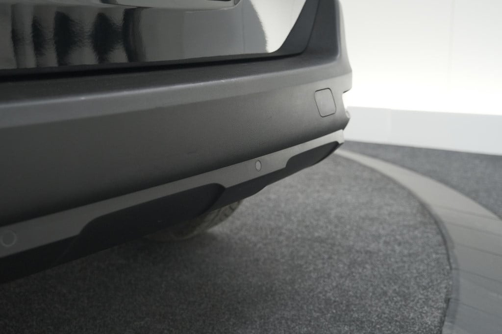 Peugeot 5008 puretech 130 eat8 active pack business | 7 zitplaatsen | camer