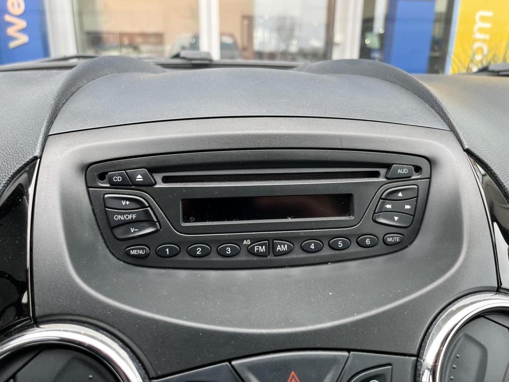 Ford KA 1.2 metal start/stop | incl. set winterbanden | climate control | v