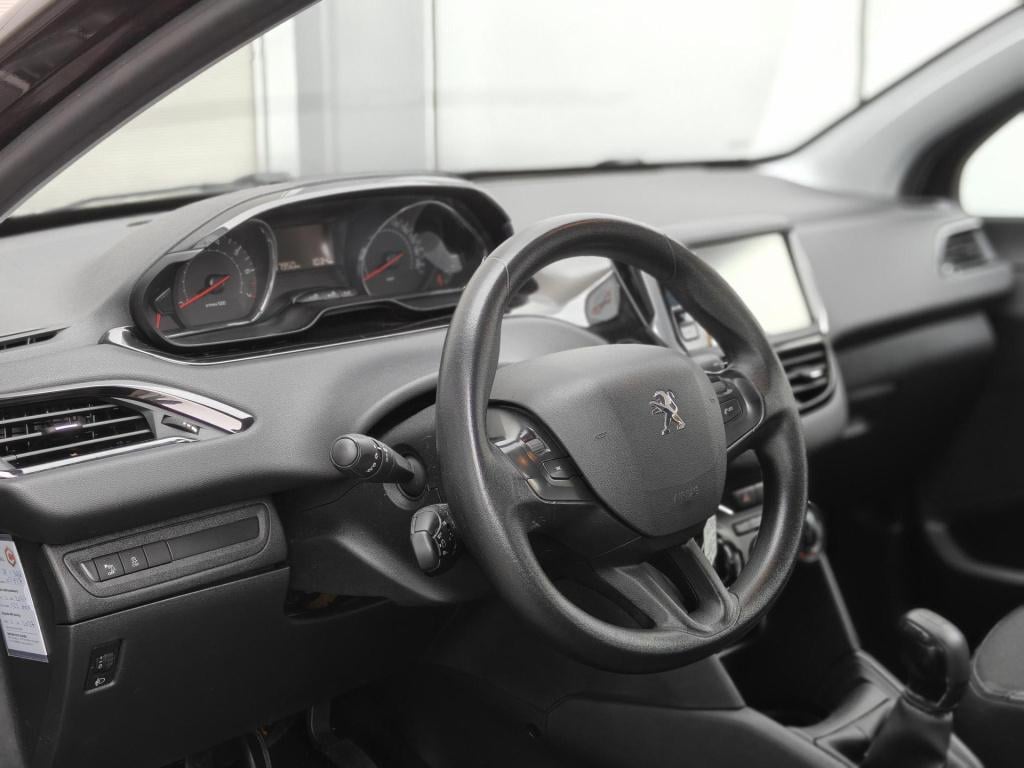 Peugeot 208 1.2 vti active top onderhoud/distributie v.v.