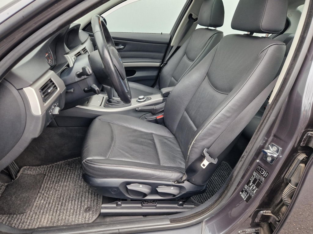 BMW 3-serie 320i executive