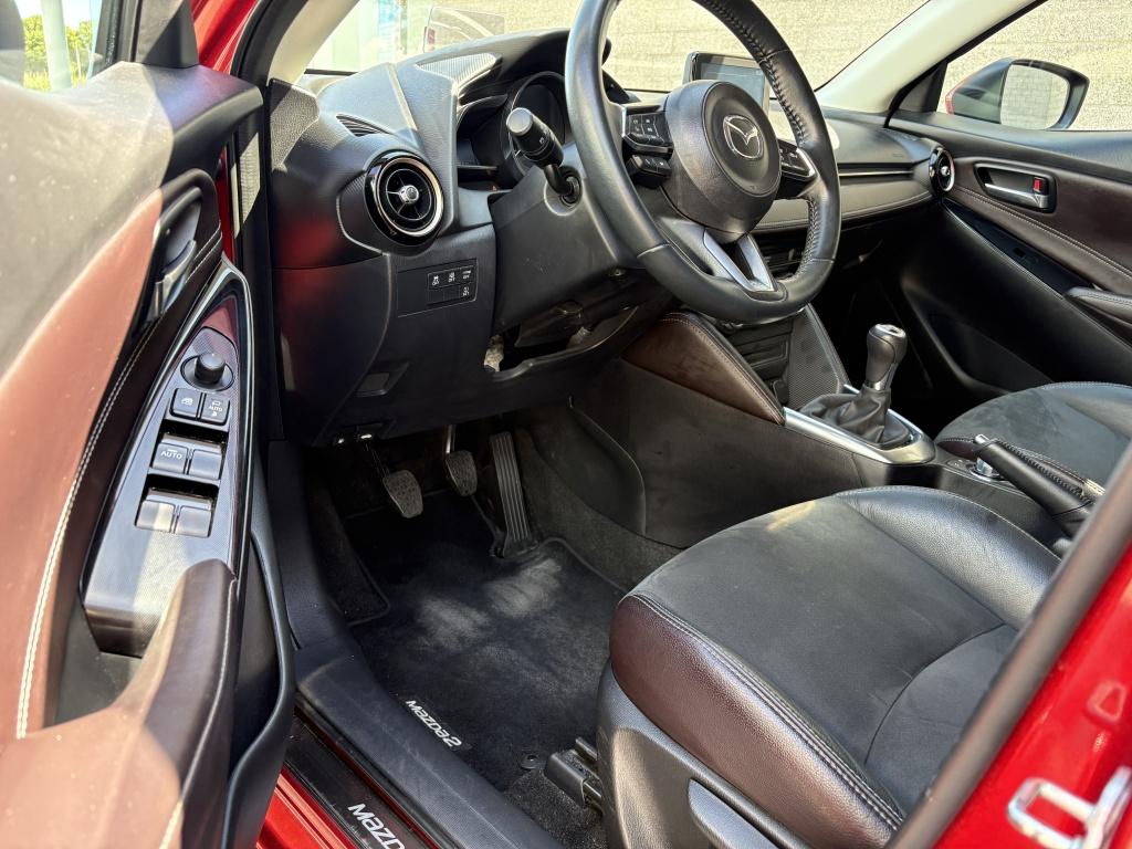 Mazda 2 1.5 skyactiv-g gt-luxury spoilerset trekhaak
