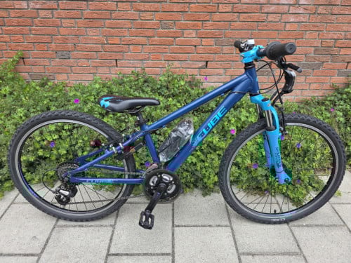 CUBE | KID RACE | 24 INCH | FRAME 32 CM | NETTE STAAT!!