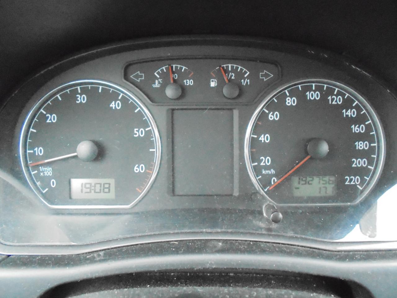 Polo 1.4 I -16V  Turijn uitvoering met N.A.P Apk nieuw bij aflevering