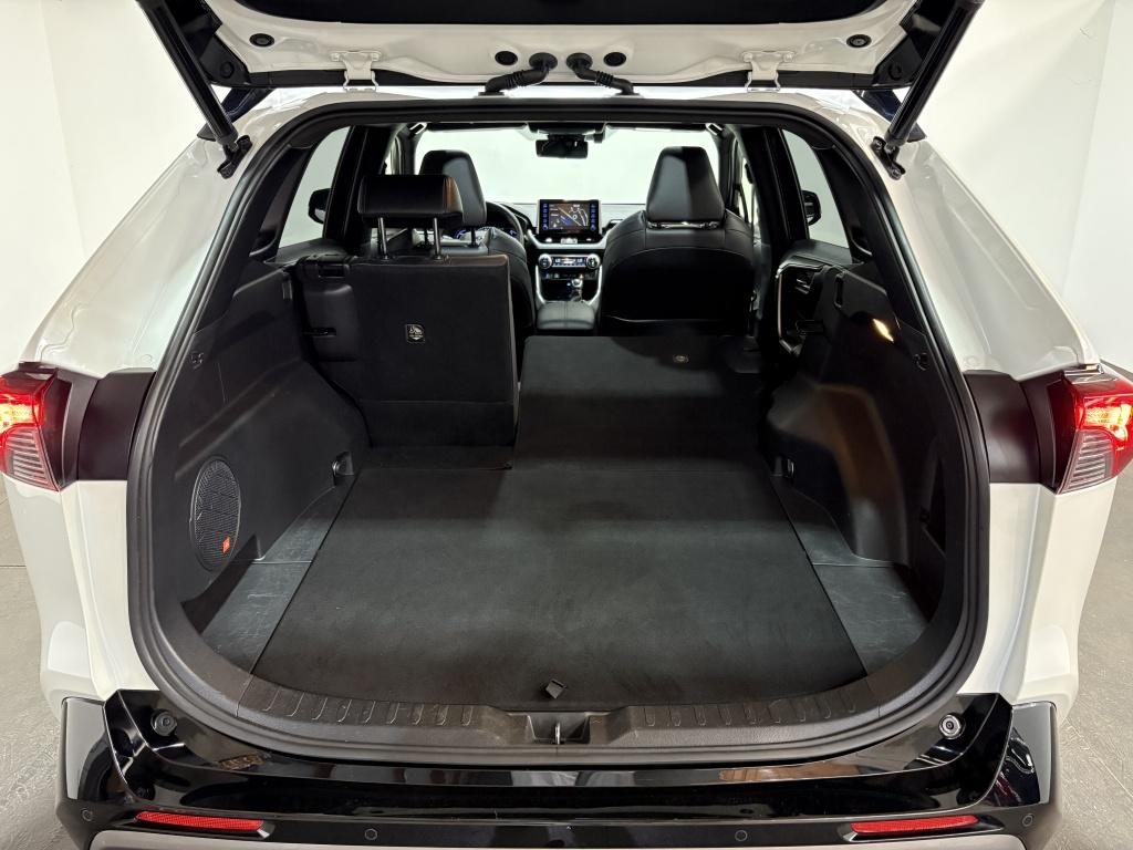 Toyota Rav4 2.5 hybrid awd bi-tone | innovation-pakket | trekhaak | panodak