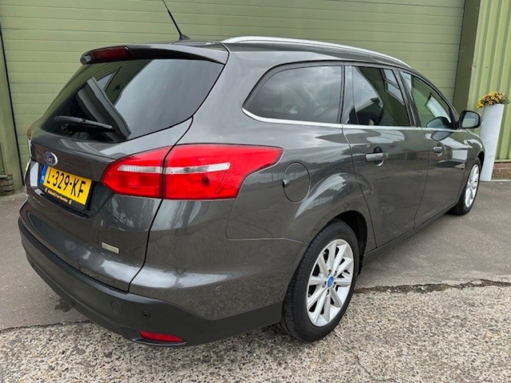 Ford Focus 1.0 titanium edition
