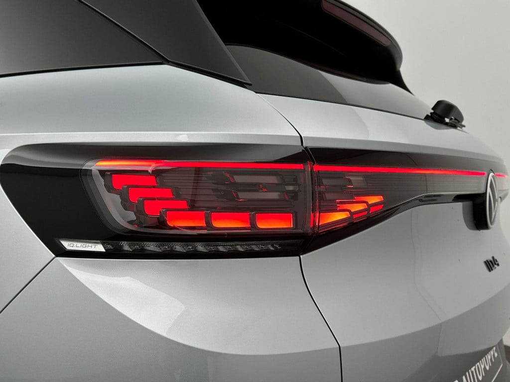Volkswagen Id.4 pro limited edition 77 kwh accu. 210 kw / 286 pk s