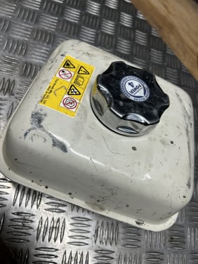 Diverse Honda GX tankjes tank benzinetank
