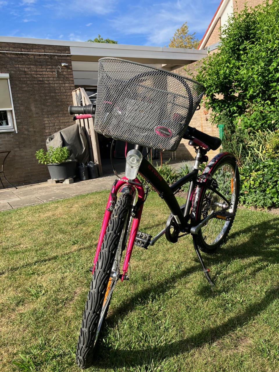 Nette en in goede staat meisjesfiets 24 inch