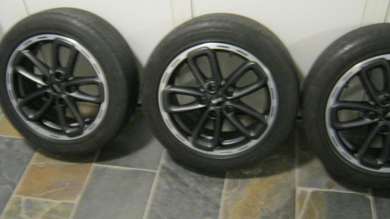 TE KOOP MINI ORIGINELE 17 INCH VELGEN VOOR 400 EURO