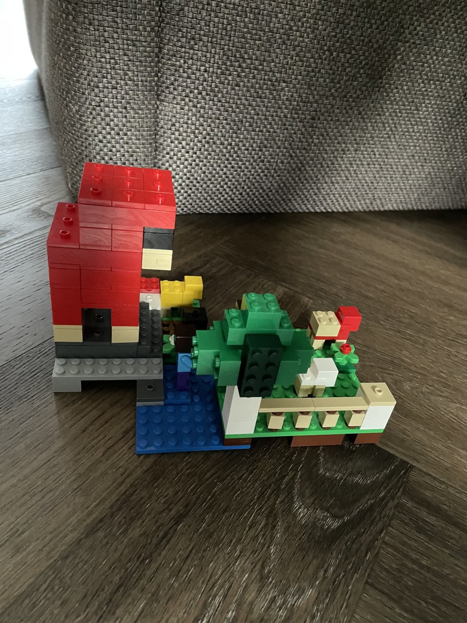 Lego Minecraft: De schapenboerderij 21153