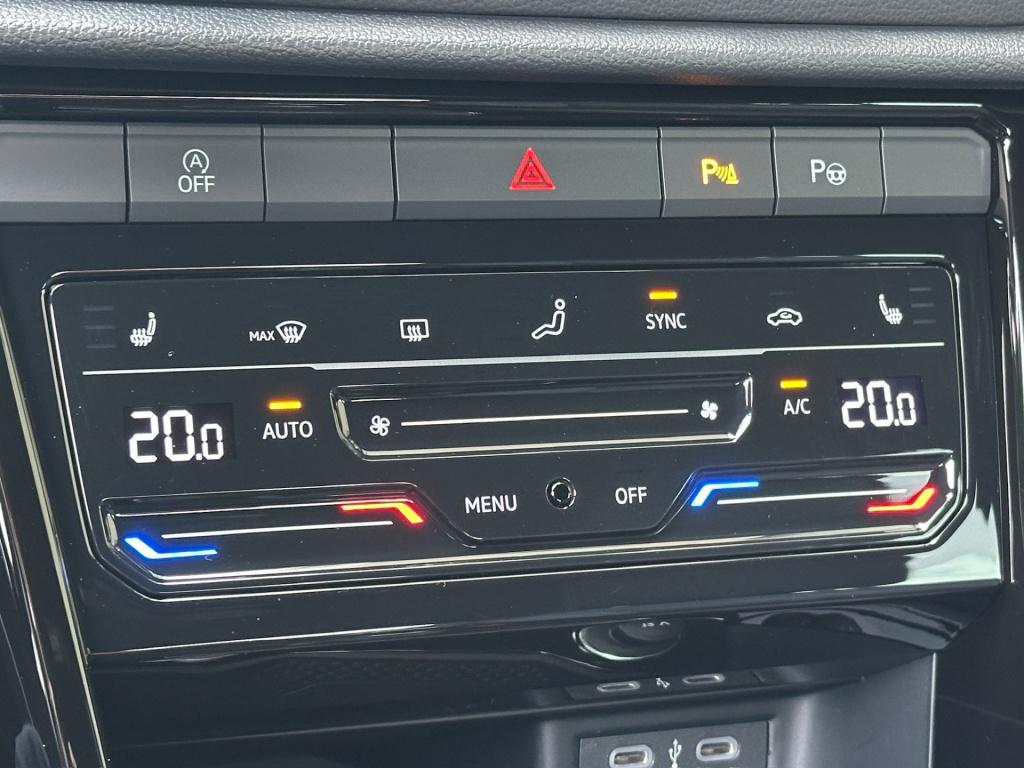 Volkswagen T-roc 1.5 tsi 150pk dsg r-line | camera | keyless | elek. achter