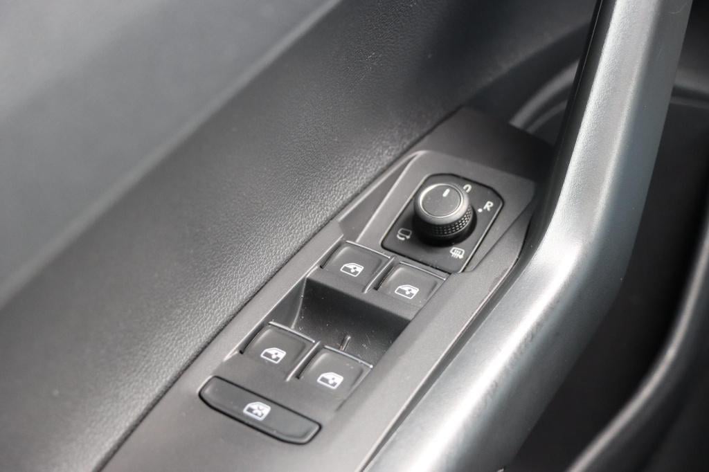Volkswagen Polo 2.0 tsi gti edition 25 207pk dsg7