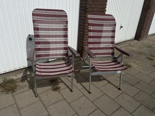 2 x Comfortabele Opvouwbare Campingstoelen + 2 Kussens